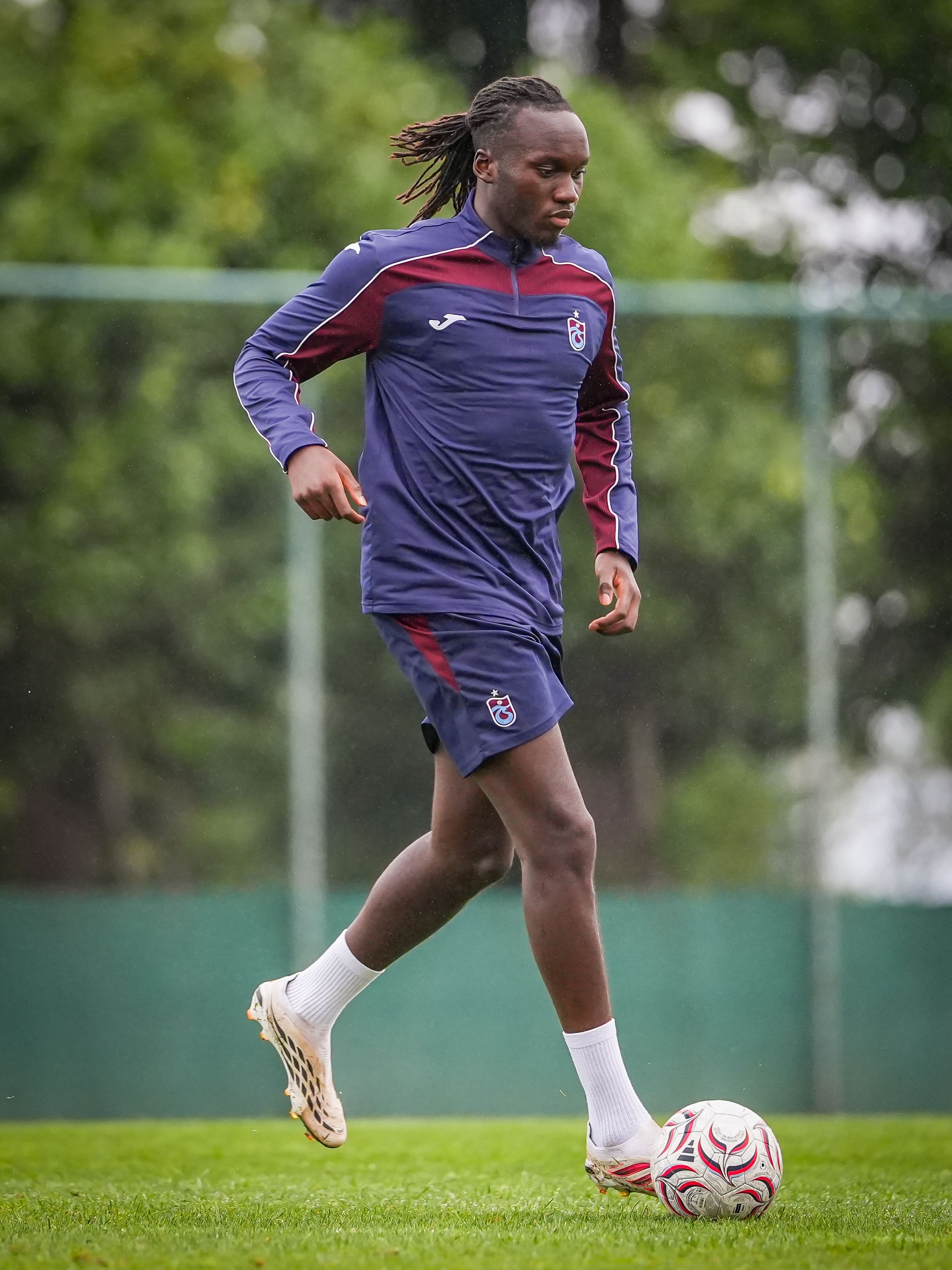 Mendy-51