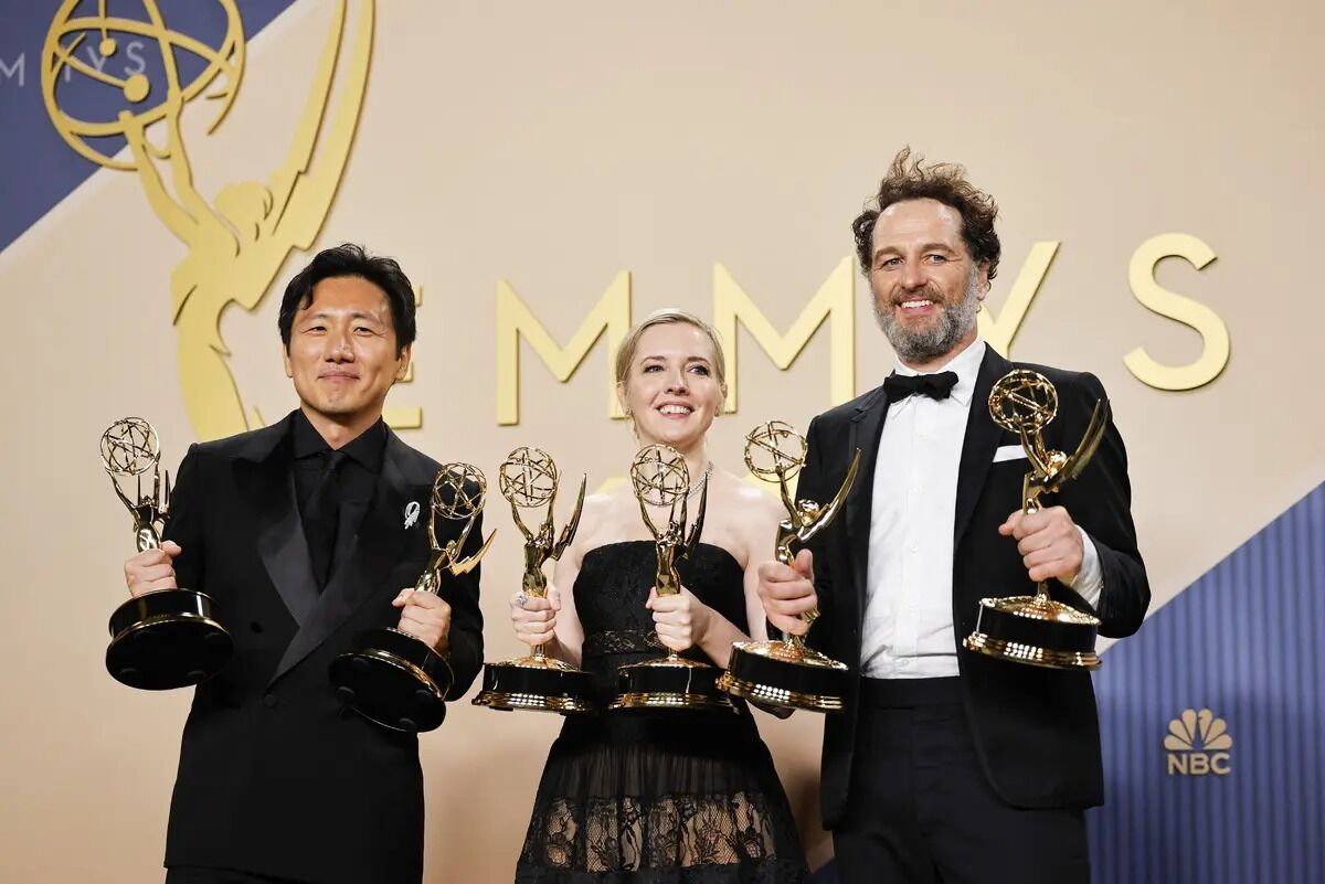 Emmy 2026 Kazananları Açıklandı: En İyi Drama ve Komedi Dizileri Belli Oldu